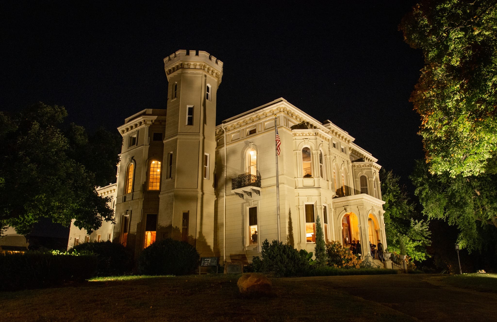 Wyeth-Tootle Mansion – St. Joseph, Missouri - Paranormal Events